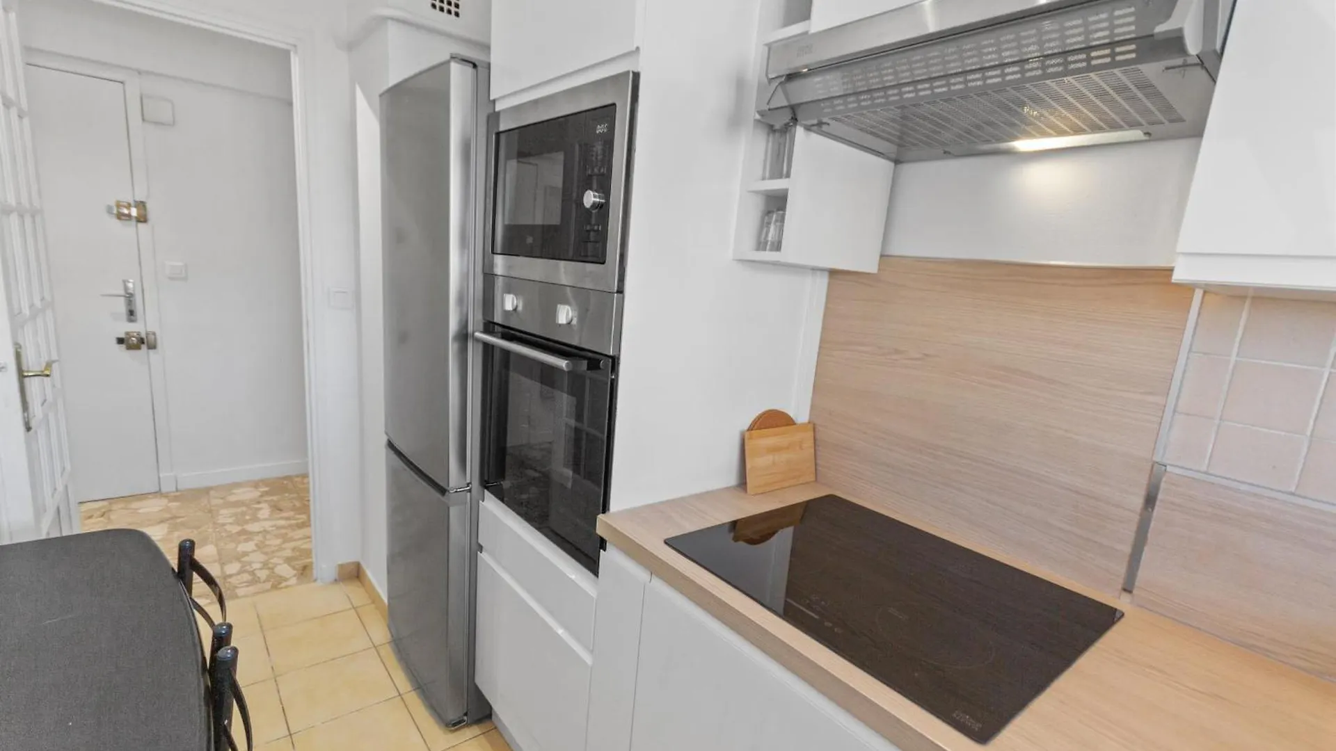 Apartment Le Chambord - Hypercentre - Spacious - Terrace Le Cannet